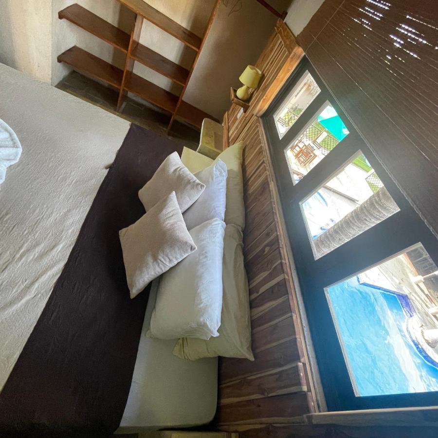 Johnnys Place Hotel مونتيريكو المظهر الخارجي الصورة